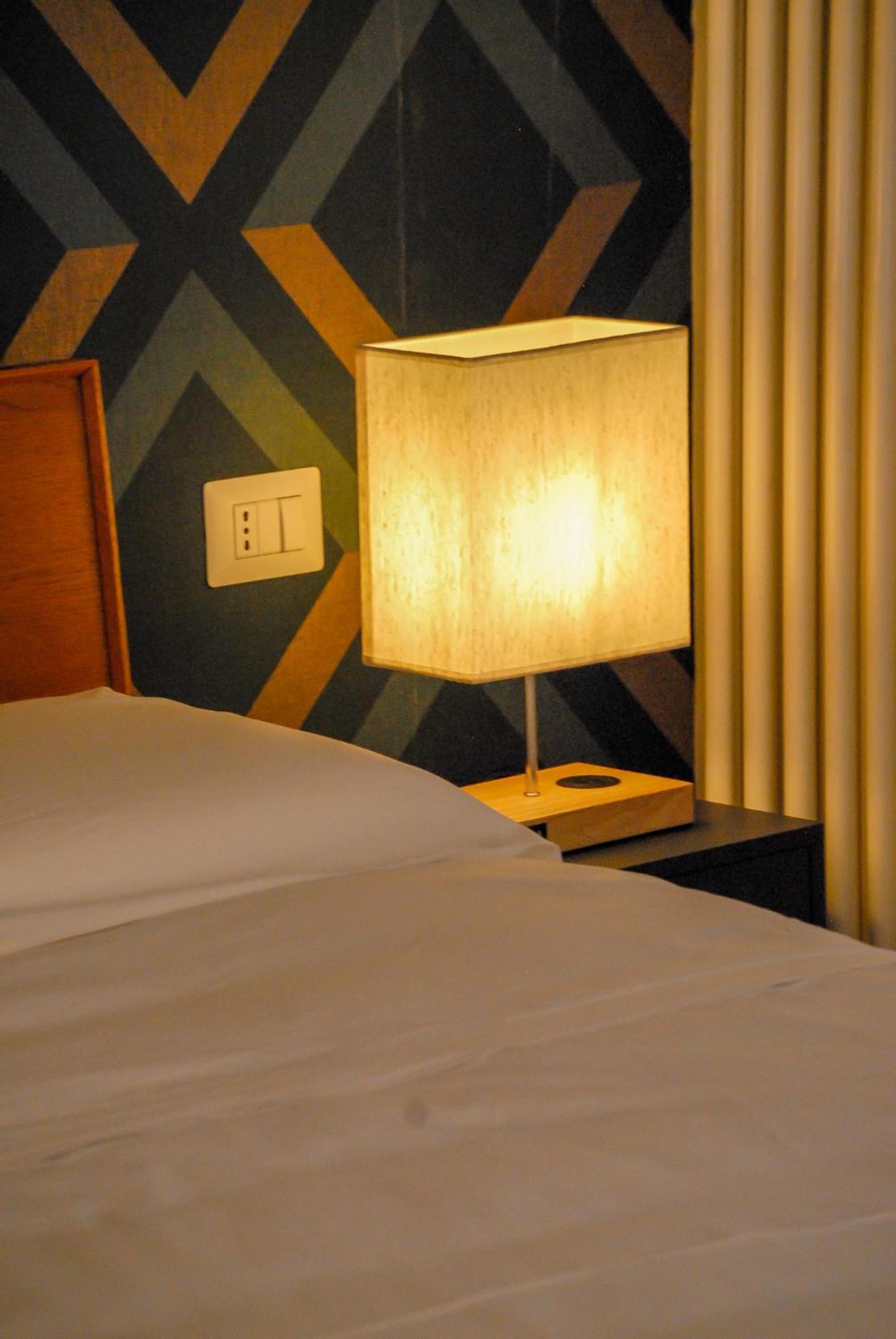 Bed & Breakfast Spaccanapoli 56 Экстерьер фото