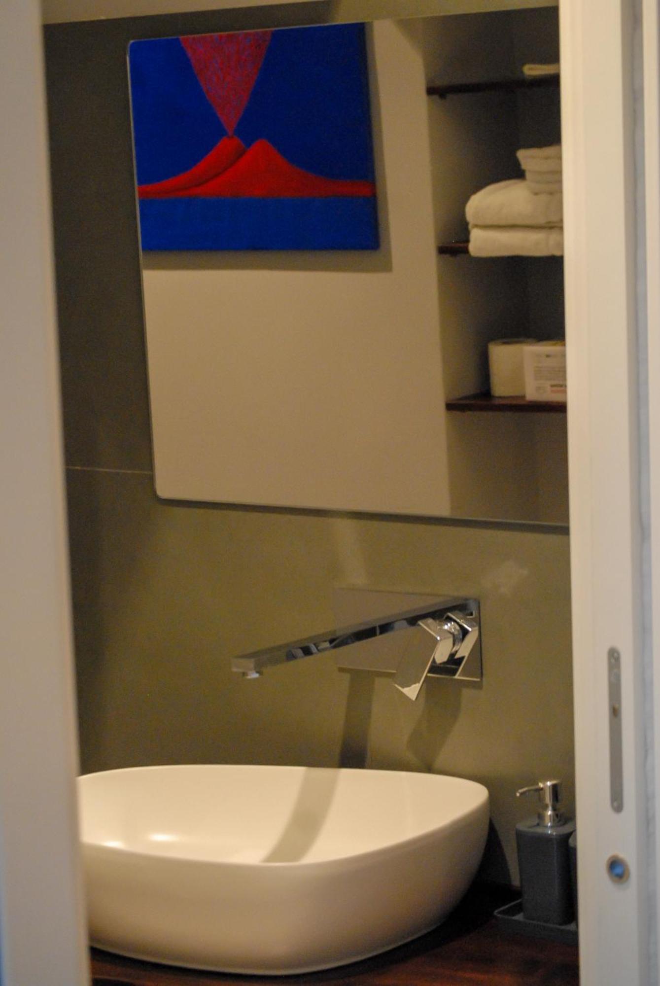 Bed & Breakfast Spaccanapoli 56 Экстерьер фото